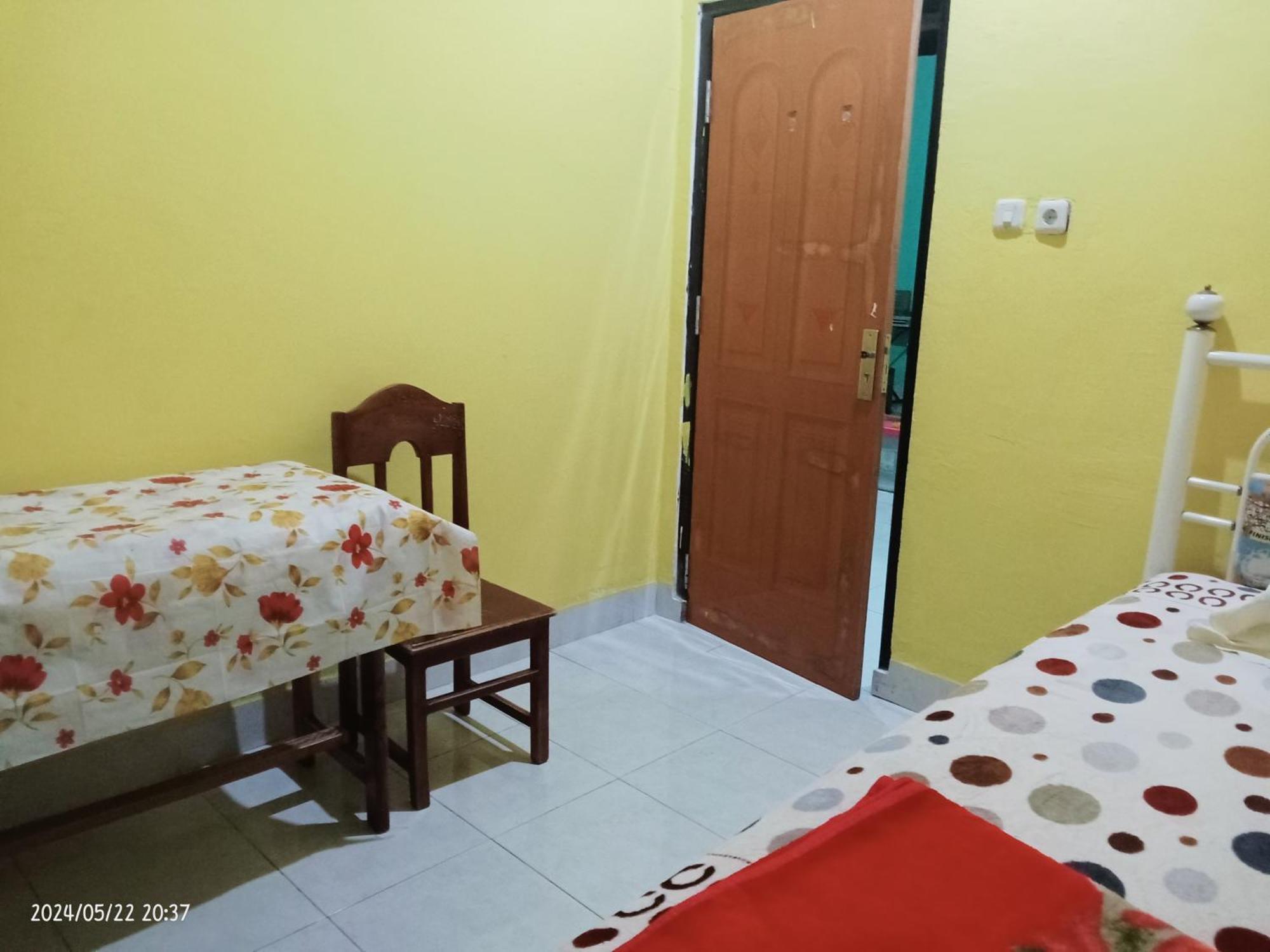 Petra Homestay Bangka Leda Ruteng Εξωτερικό φωτογραφία