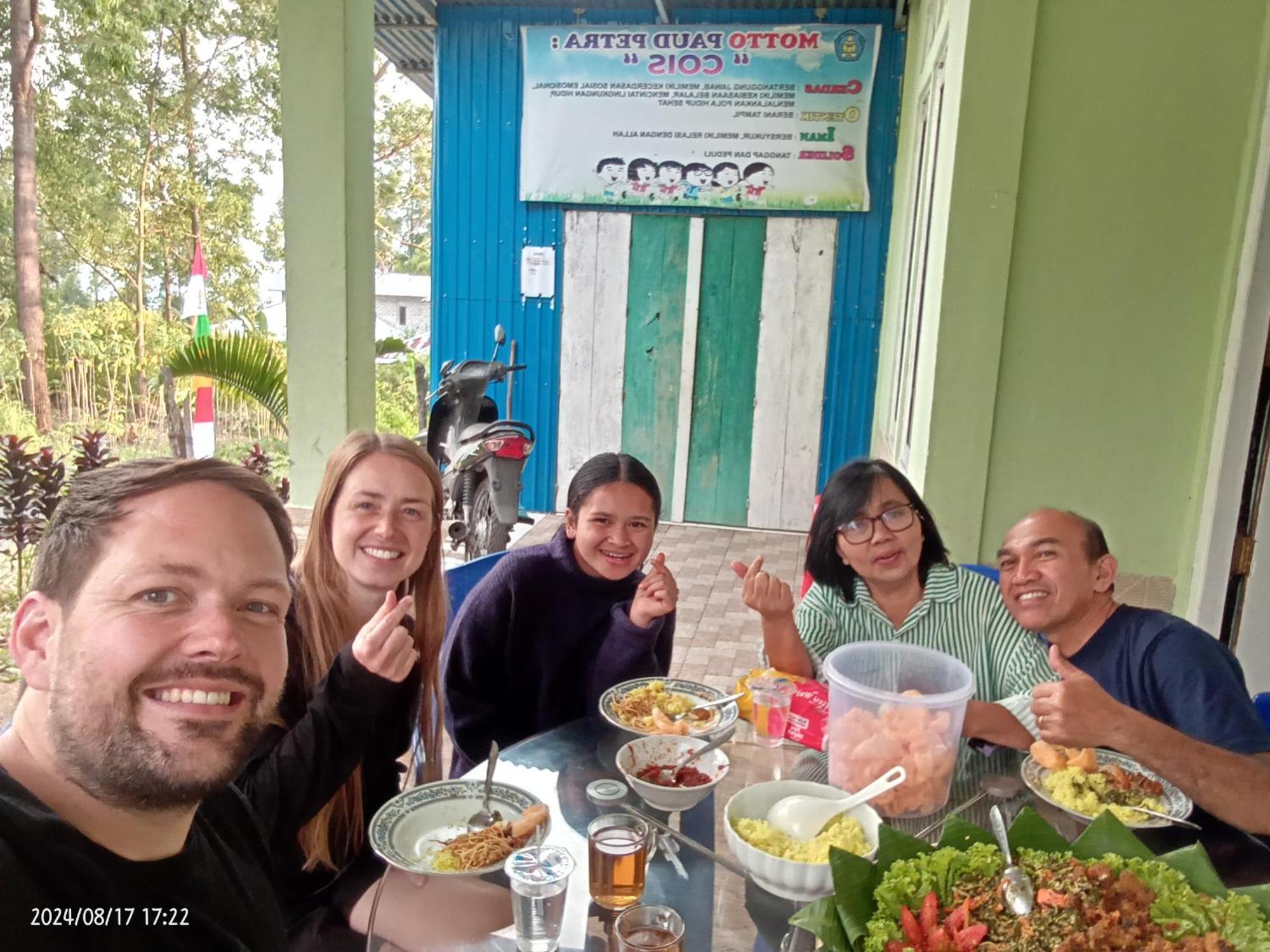 Petra Homestay Bangka Leda Ruteng Εξωτερικό φωτογραφία