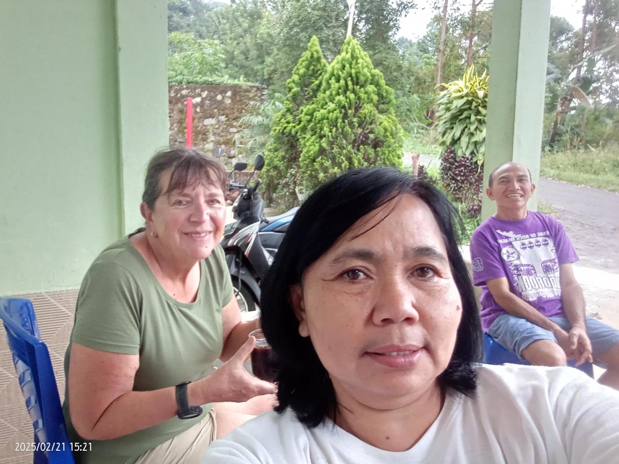 Petra Homestay Bangka Leda Ruteng Εξωτερικό φωτογραφία