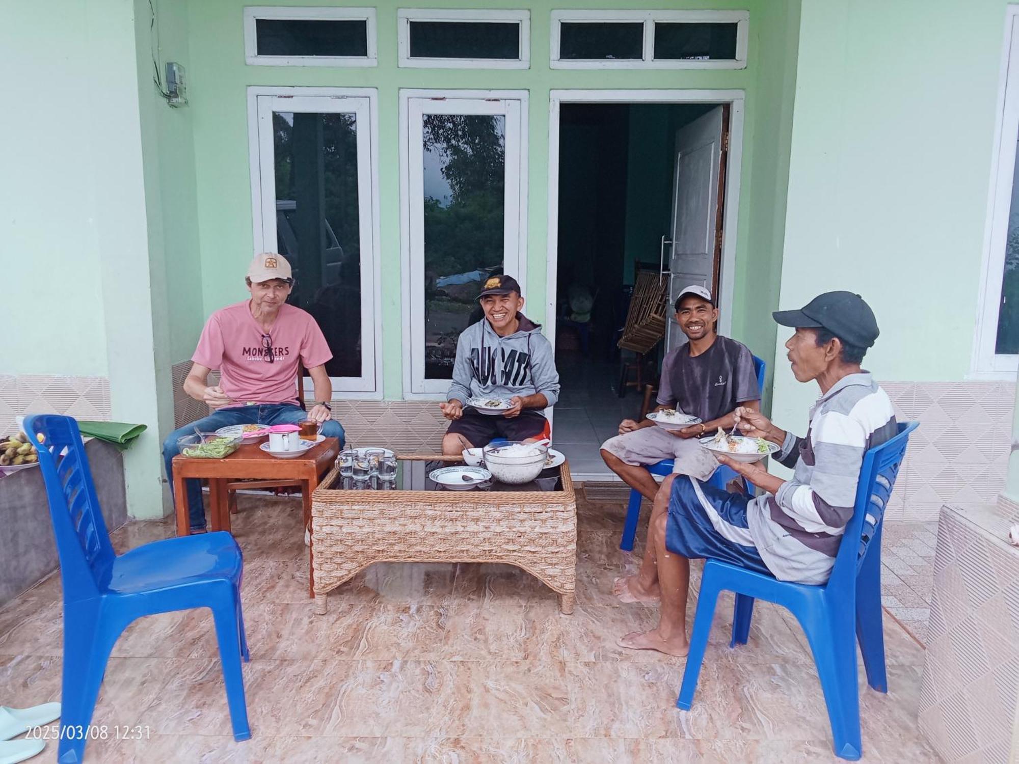 Petra Homestay Bangka Leda Ruteng Εξωτερικό φωτογραφία