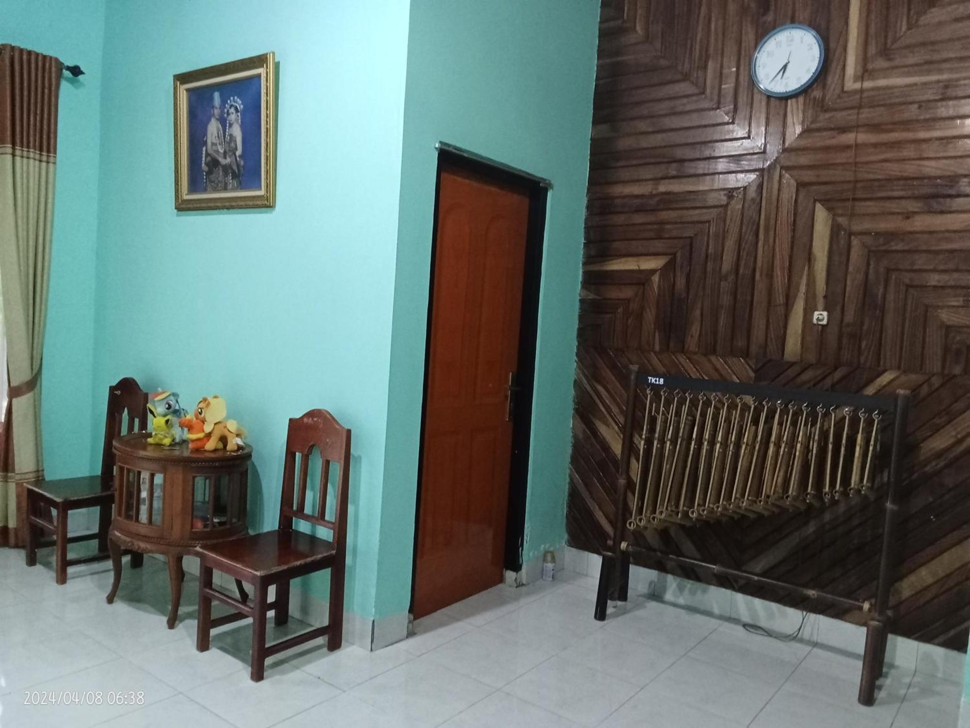Petra Homestay Bangka Leda Ruteng Εξωτερικό φωτογραφία